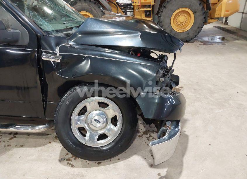 Photo 17 of 2005 Ford F-150 STX/XL/XLT (VIN 1FTRX14W85FA02638)