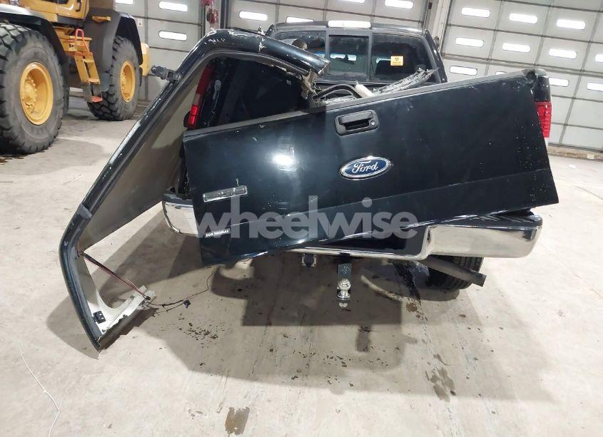 Photo 19 of 2005 Ford F-150 STX/XL/XLT (VIN 1FTRX14W85FA02638)