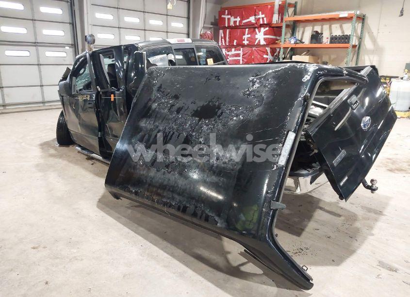 Photo 3 of 2005 Ford F-150 STX/XL/XLT (VIN 1FTRX14W85FA02638)