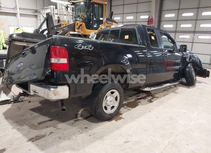 Photo 4 of 2005 Ford F-150 STX/XL/XLT (VIN 1FTRX14W85FA02638)