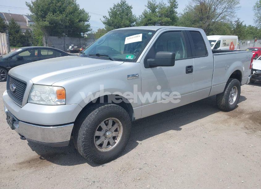 Photo 2 of 2005 Ford F-150 STX/XL/XLT (VIN 1FTRX14W85NA00409)