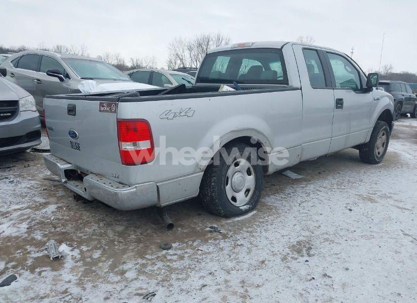 Photo 4 of 2005 Ford F-150 STX/XL/XLT (VIN 1FTRX14W85NB14734)