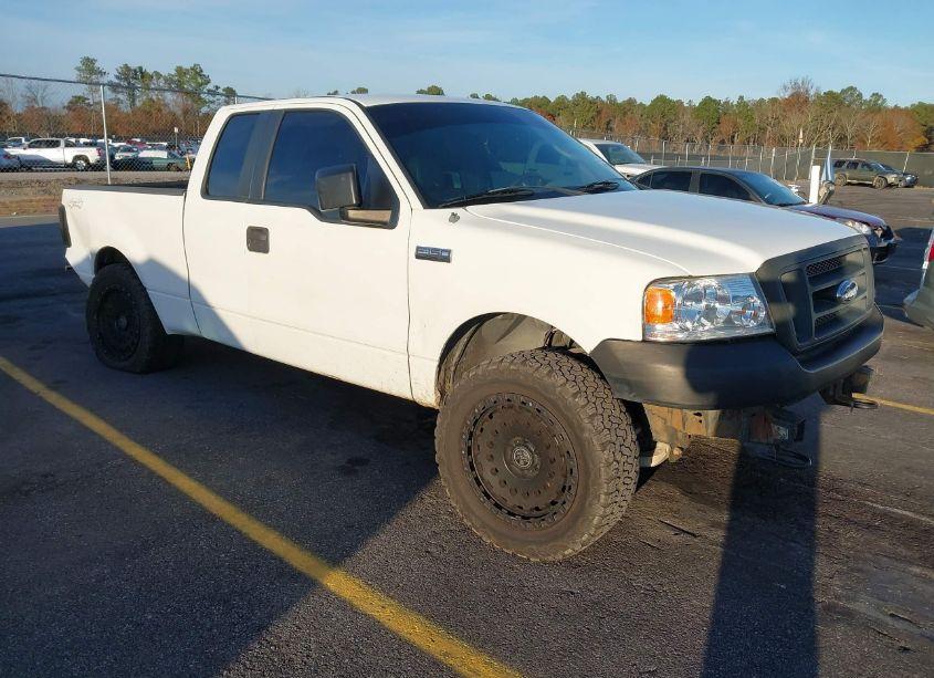 2007 Ford F-150 FX4/STX/XL/XLT (VIN 1FTRX14W87FB53353) main photo