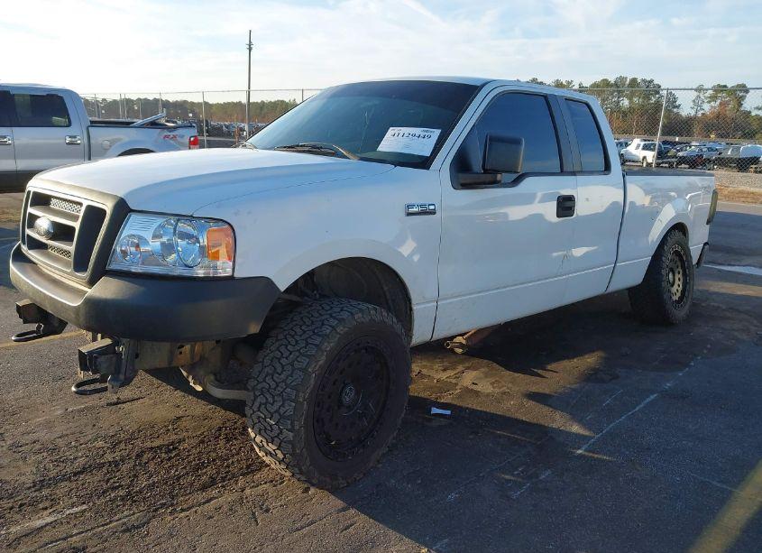 Photo 2 of 2007 Ford F-150 FX4/STX/XL/XLT (VIN 1FTRX14W87FB53353)