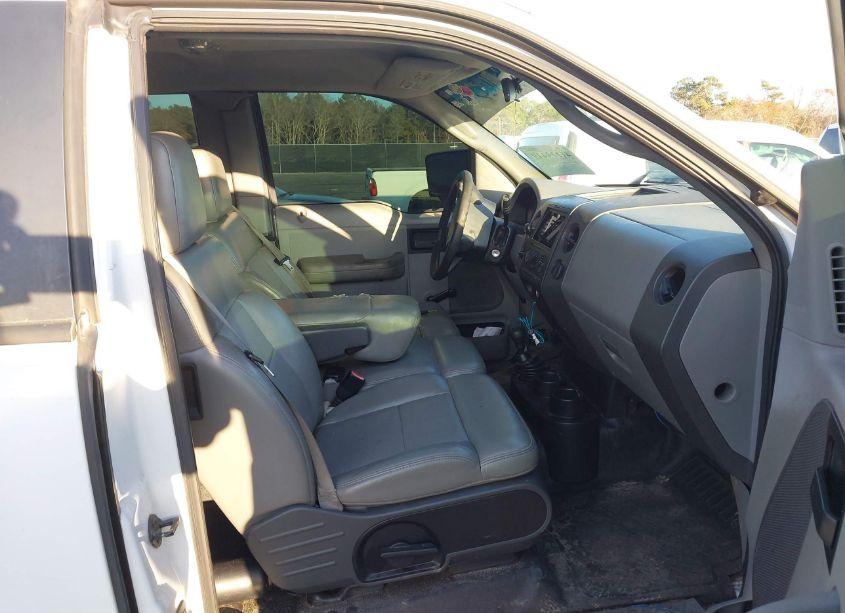 Photo 5 of 2007 Ford F-150 FX4/STX/XL/XLT (VIN 1FTRX14W87FB53353)