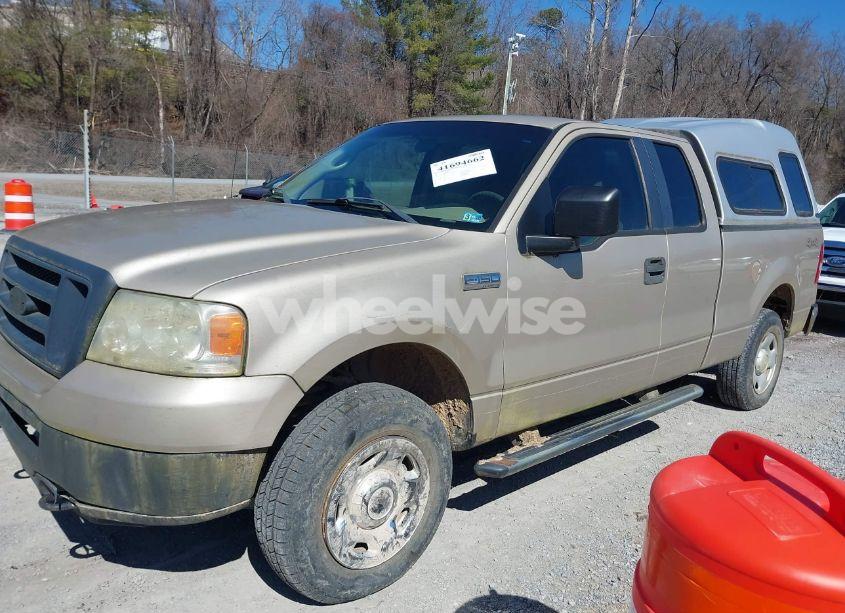 Photo 2 of 2007 Ford F-150 (VIN 1FTRX14W87KC46462)