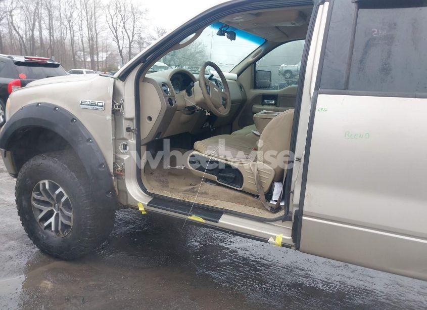 Photo 6 of 2008 Ford F-150 STX/XL/XLT (VIN 1FTRX14W88FA48698)