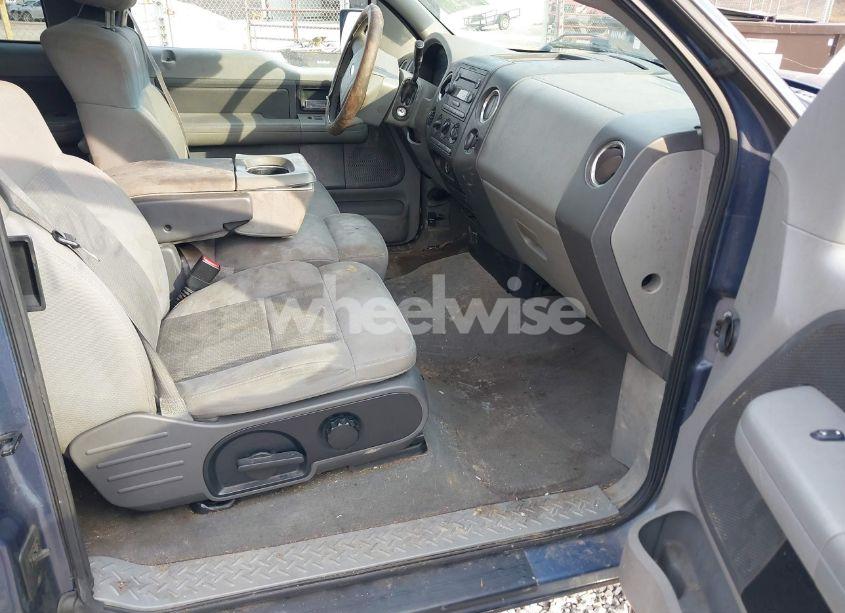 Photo 5 of 2004 Ford F-150 STX/XL/XLT (VIN 1FTRX14W94NB26406)