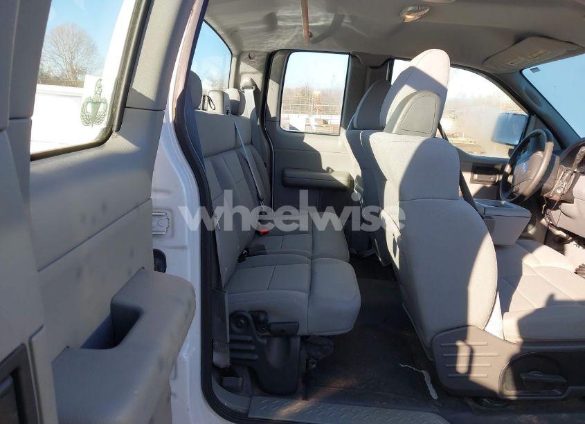 Photo 8 of 2004 Ford F-150 STX/XL/XLT (VIN 1FTRX14W94NB40290)