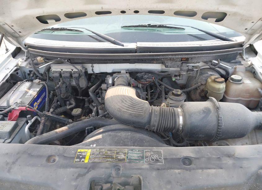 Photo 10 of 2005 Ford F-150 STX/XL/XLT (VIN 1FTRX14W95FA49743)