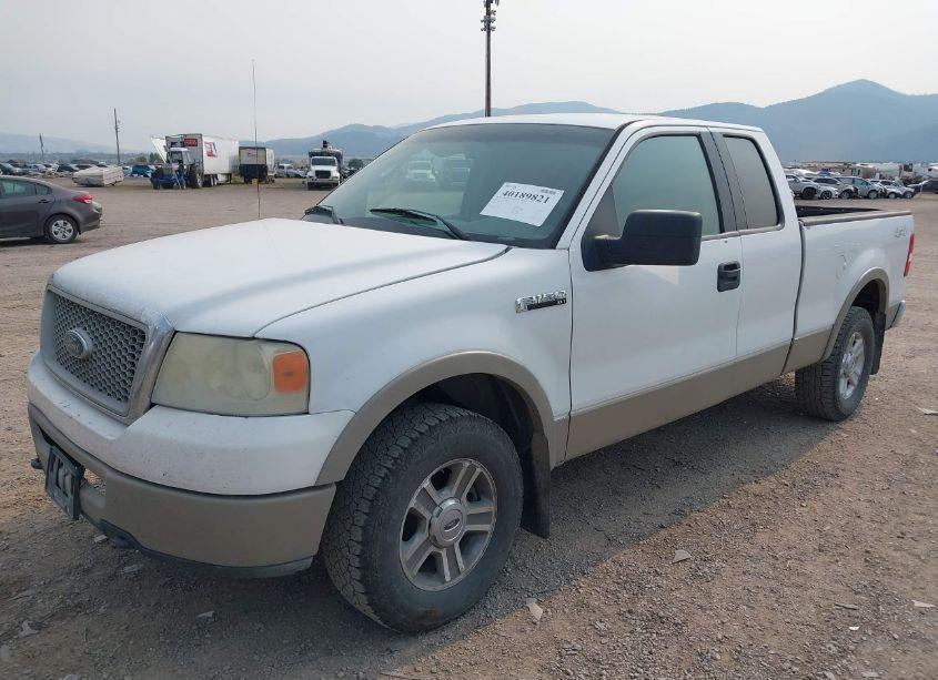 Photo 2 of 2005 Ford F-150 STX/XL/XLT (VIN 1FTRX14W95FA49743)
