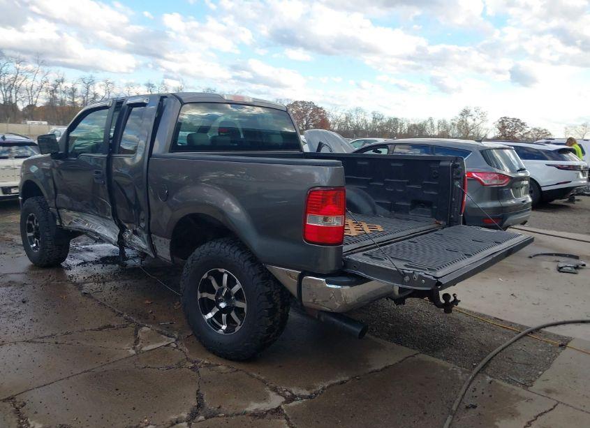 Photo 3 of 2005 Ford F-150 STX/XL/XLT (VIN 1FTRX14W95FB46635)