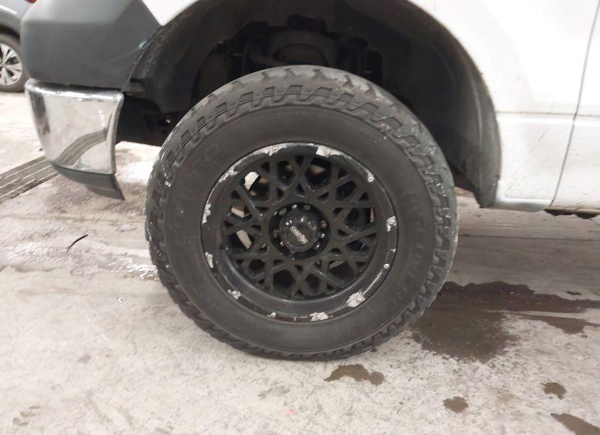 Photo 12 of 2005 Ford F-150 STX/XL/XLT (VIN 1FTRX14W95NA09832)