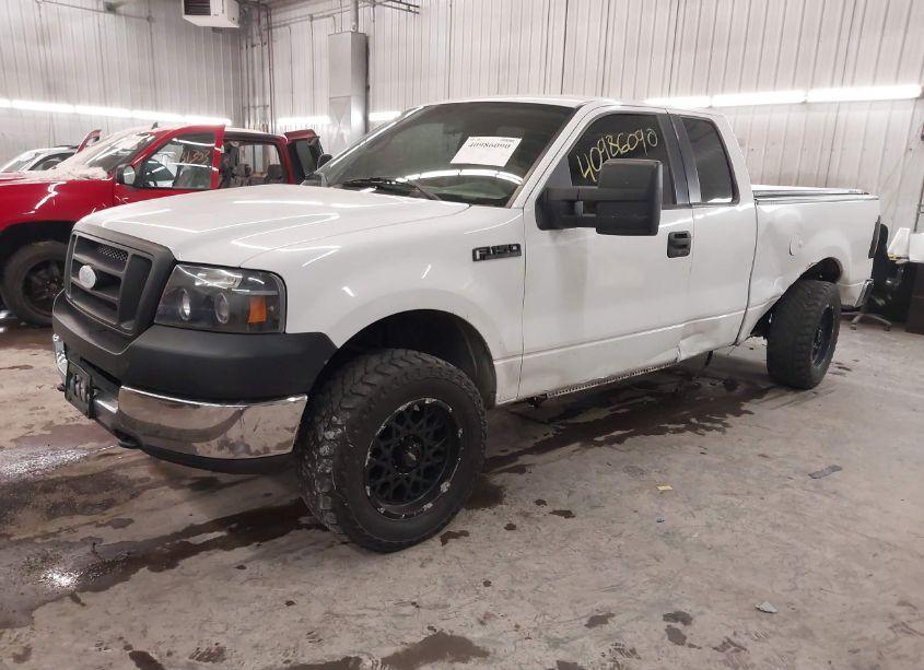 Photo 2 of 2005 Ford F-150 STX/XL/XLT (VIN 1FTRX14W95NA09832)