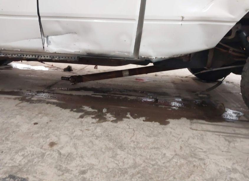 Photo 6 of 2005 Ford F-150 STX/XL/XLT (VIN 1FTRX14W95NA09832)