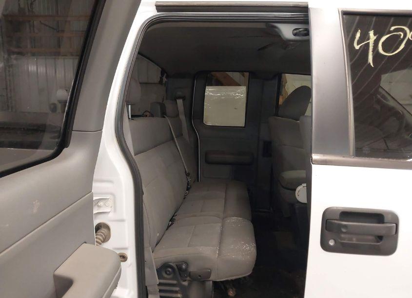 Photo 8 of 2005 Ford F-150 STX/XL/XLT (VIN 1FTRX14W95NA09832)