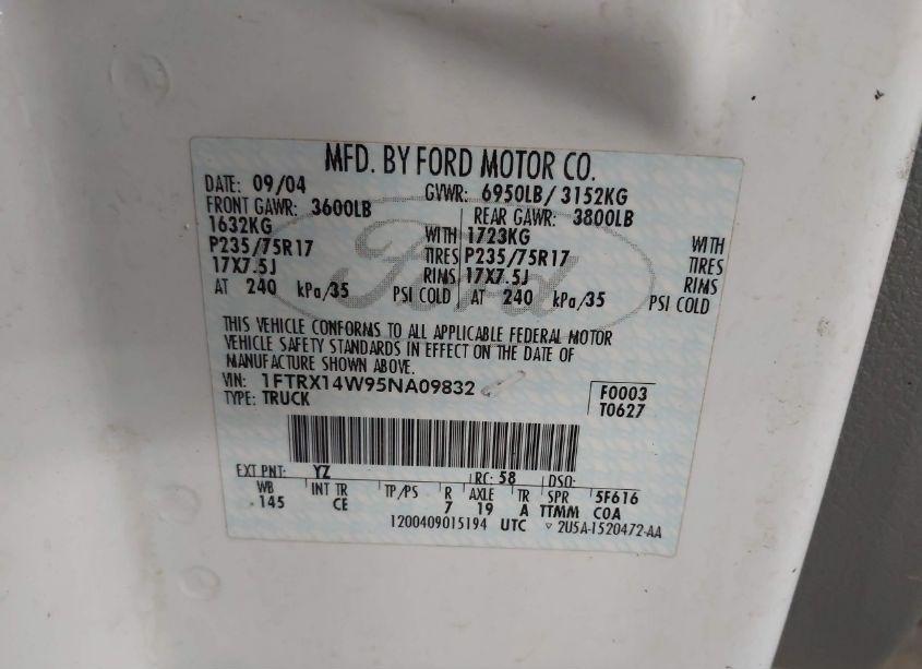 Photo 9 of 2005 Ford F-150 STX/XL/XLT (VIN 1FTRX14W95NA09832)