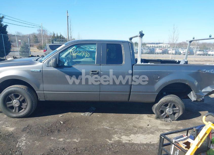 Photo 14 of 2005 Ford F-150 STX/XL/XLT (VIN 1FTRX14W95NB07100)