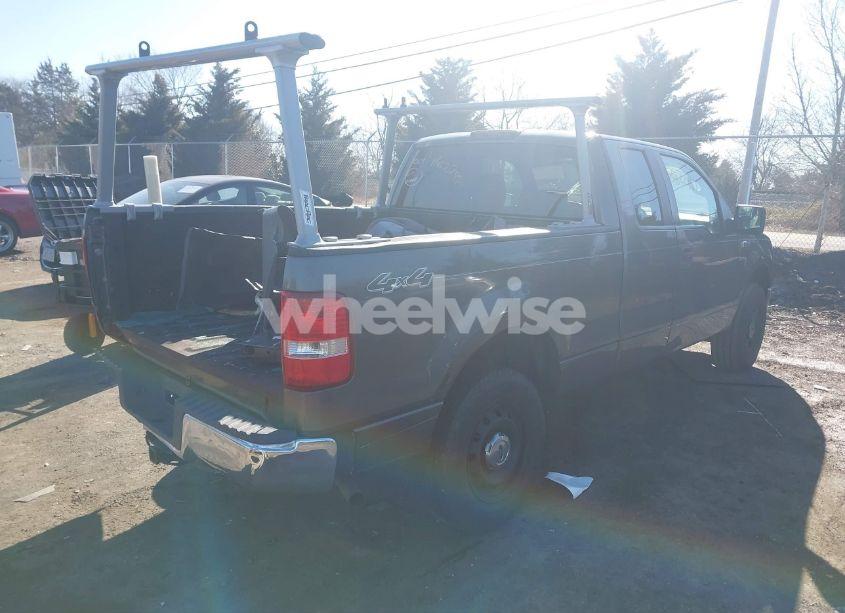Photo 4 of 2005 Ford F-150 STX/XL/XLT (VIN 1FTRX14W95NB07100)