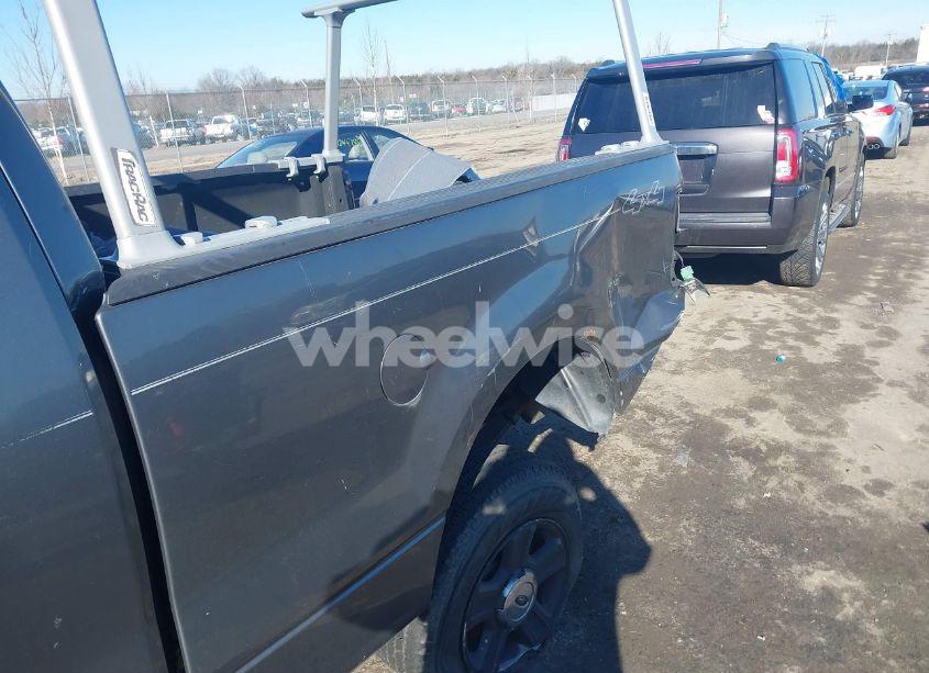 Photo 6 of 2005 Ford F-150 STX/XL/XLT (VIN 1FTRX14W95NB07100)