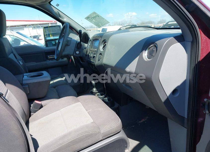 Photo 5 of 2006 Ford F-150 STX/XL/XLT (VIN 1FTRX14W96FB37743)