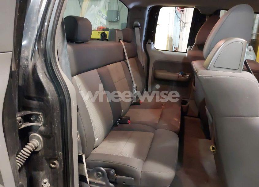 Photo 8 of 2004 Ford F-150 STX/XL/XLT (VIN 1FTRX14WX4NA14407)