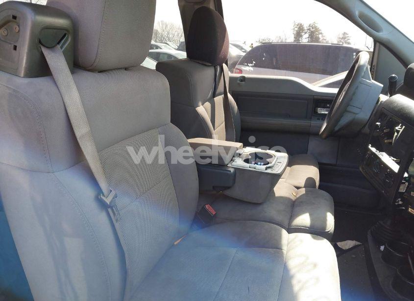 Photo 5 of 2005 Ford F-150 STX/XL/XLT (VIN 1FTRX14WX5NA85043)