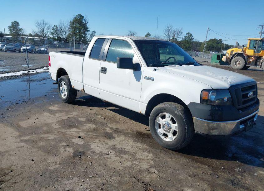 2006 Ford F-150 STX/XL/XLT (VIN 1FTRX14WX6KD82350) main photo