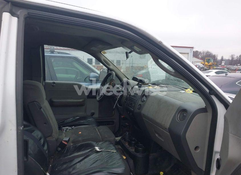 Photo 5 of 2008 Ford F-150 STX/XL/XLT (VIN 1FTRX14WX8FB66347)