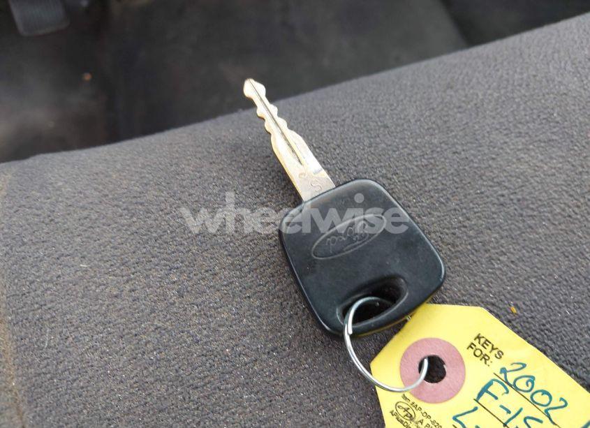 Photo 11 of 2002 Ford F-150 XL/XLT (VIN 1FTRX17202NA16382)