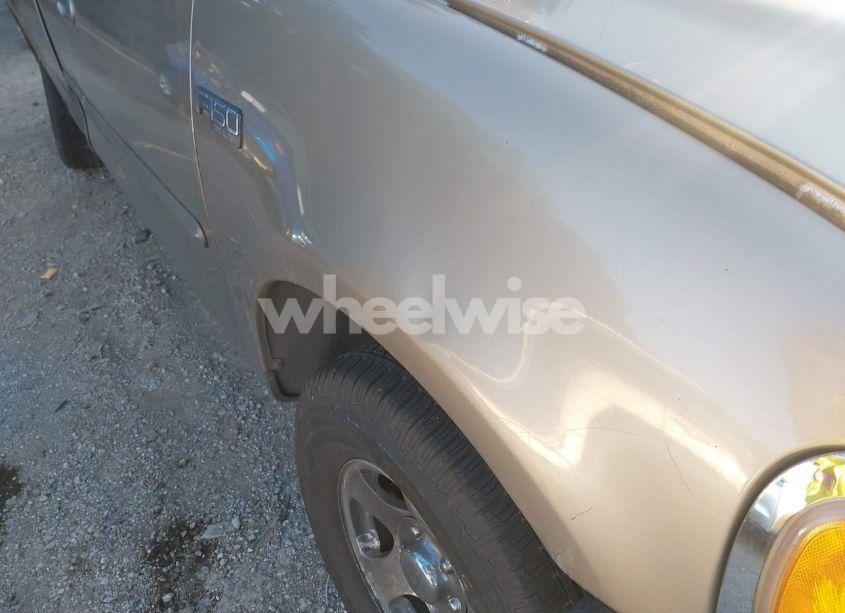 Photo 12 of 2003 Ford F-150 XL/XLT/XLT HERITAGE (VIN 1FTRX17213NB75042)