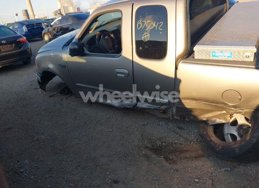 Photo 15 of 2003 Ford F-150 XL/XLT/XLT HERITAGE (VIN 1FTRX17213NB75042)