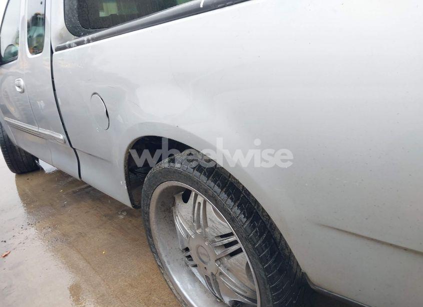 Photo 6 of 2002 Ford F-150 XL/XLT (VIN 1FTRX17242NA04302)