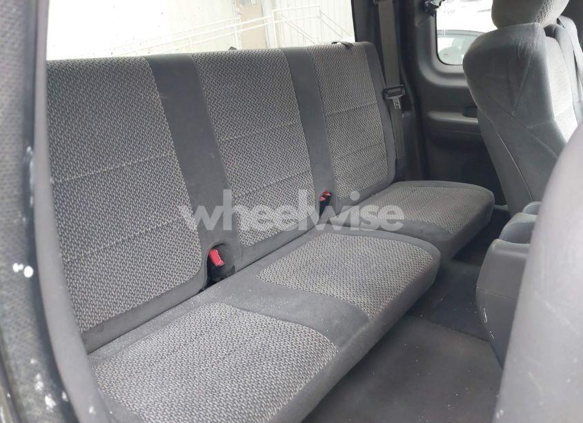 Photo 8 of 2002 Ford F-150 XL/XLT (VIN 1FTRX17242NA04302)