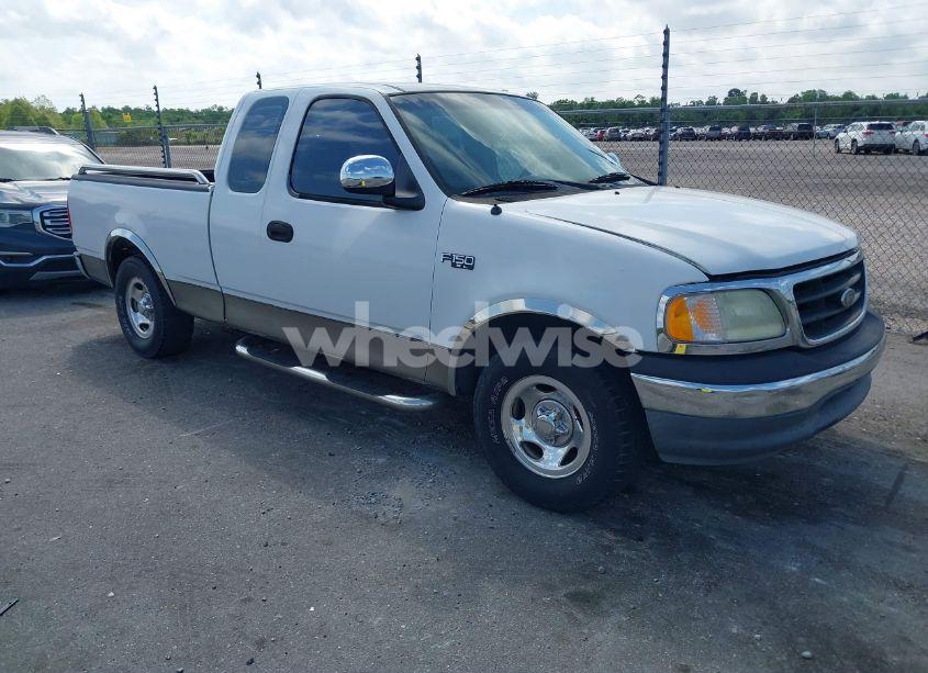 2002 Ford F-150 XL/XLT (VIN 1FTRX17242NA69697) main photo