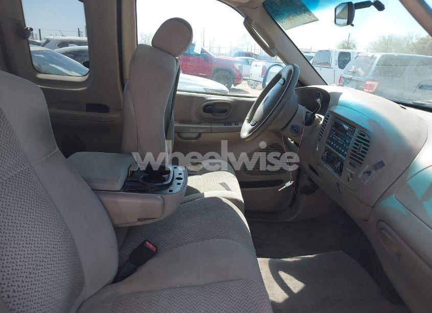 Photo 5 of 2002 Ford F-150 XL/XLT (VIN 1FTRX17242NB34886)