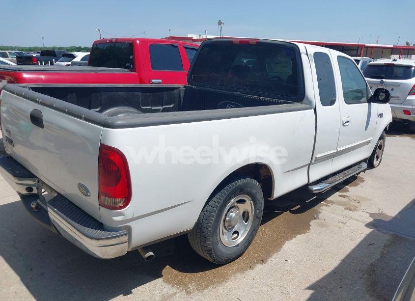 Photo 4 of 2003 Ford F-150 XL/XLT (VIN 1FTRX17243KA96403)