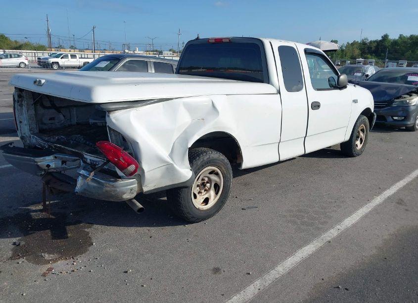 Photo 4 of 2003 Ford F-150 XL/XLT (VIN 1FTRX17243NA87358)