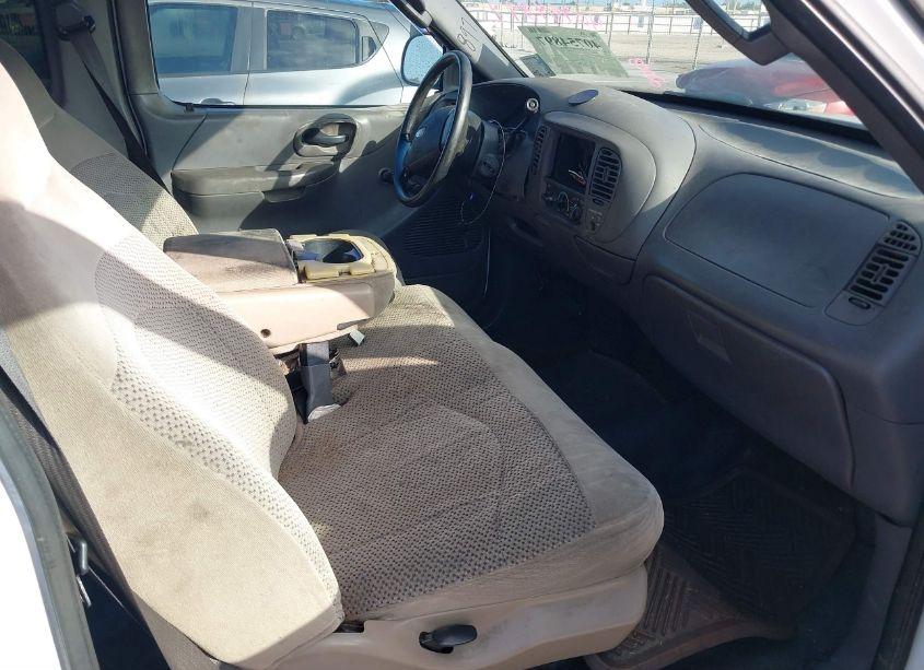 Photo 5 of 2003 Ford F-150 XL/XLT (VIN 1FTRX17243NA87358)