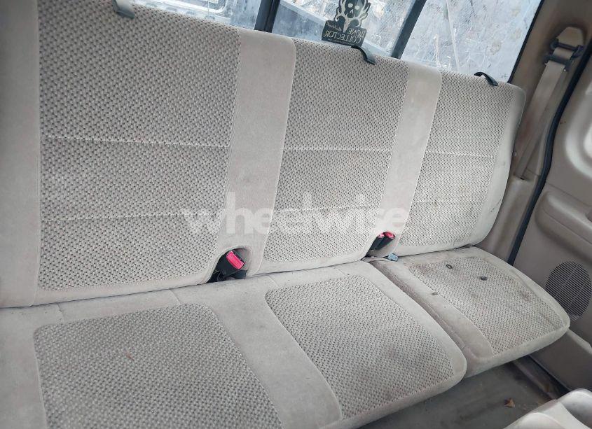 Photo 8 of 2002 Ford F-150 XL/XLT (VIN 1FTRX17252NA19861)