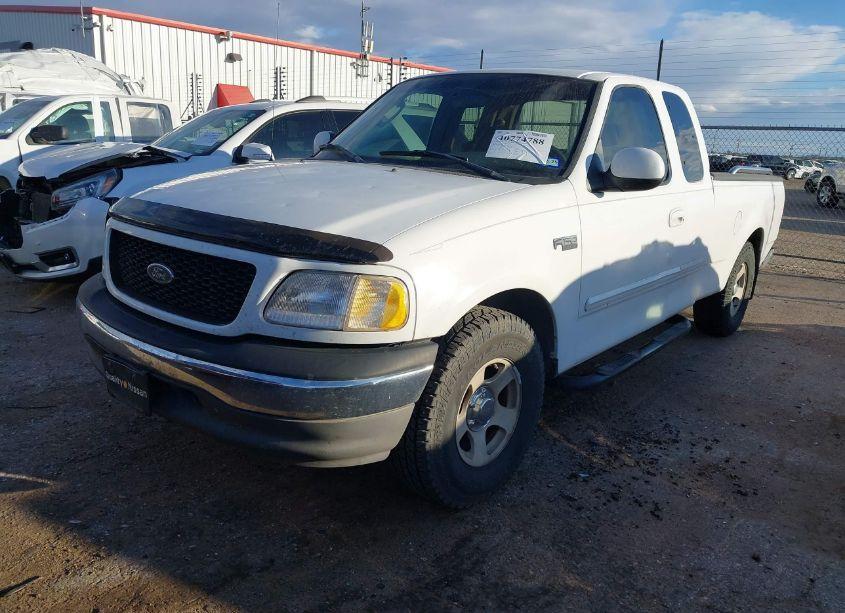 Photo 2 of 2002 Ford F-150 XL/XLT (VIN 1FTRX17262NB08774)