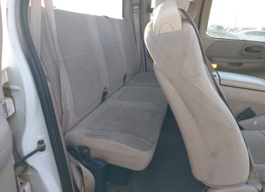 Photo 8 of 2002 Ford F-150 XL/XLT (VIN 1FTRX17262NB08774)