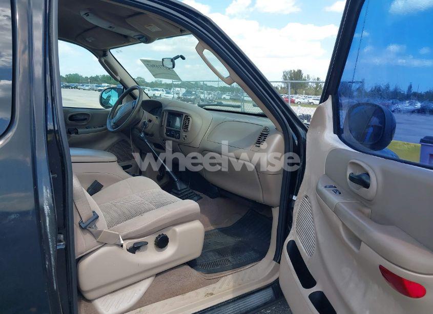 Photo 5 of 2003 Ford F-150 XL/XLT (VIN 1FTRX17273NB81766)