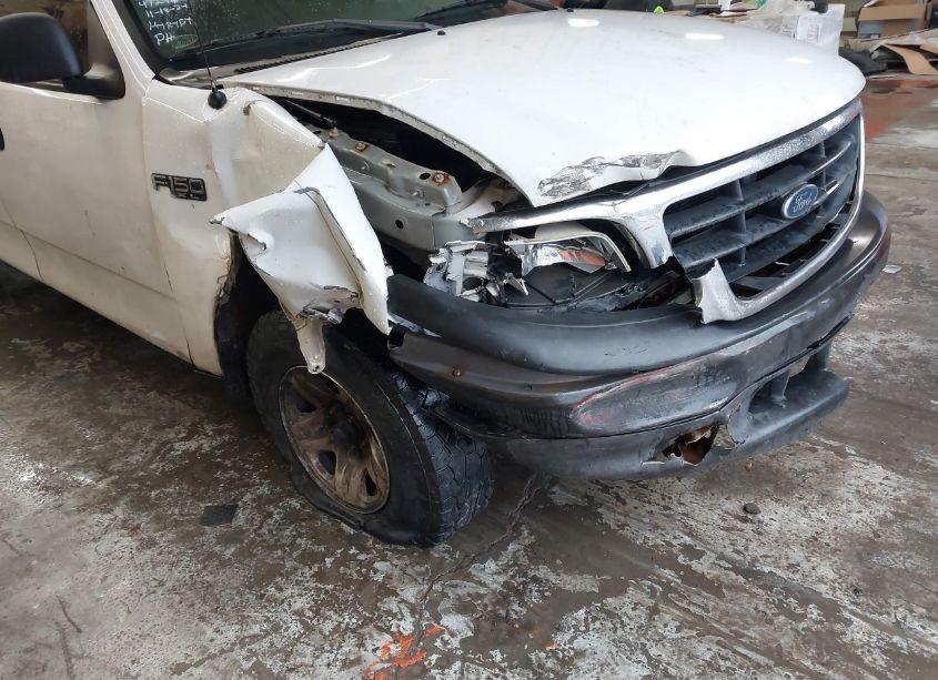 Photo 6 of 2002 Ford F-150 XL/XLT (VIN 1FTRX17282KC02303)