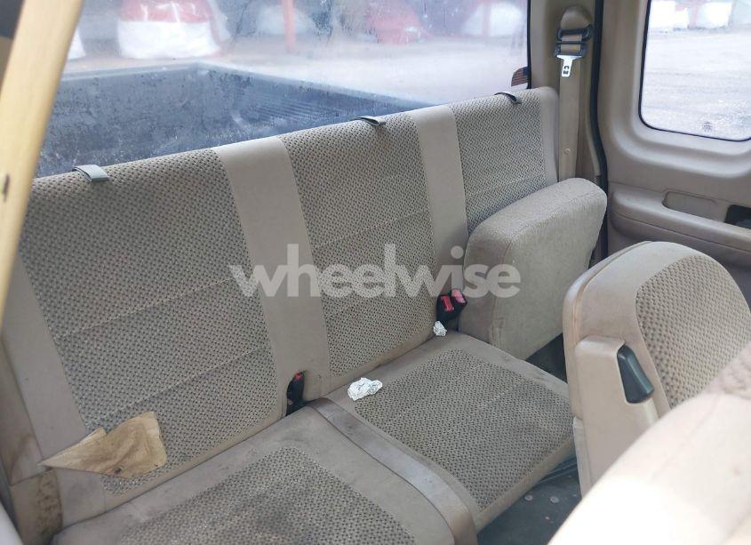 Photo 8 of 2002 Ford F-150 XL/XLT (VIN 1FTRX17282NB52453)