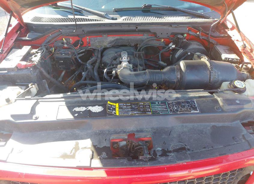 Photo 10 of 2002 Ford F-150 XL/XLT (VIN 1FTRX17282NB98526)