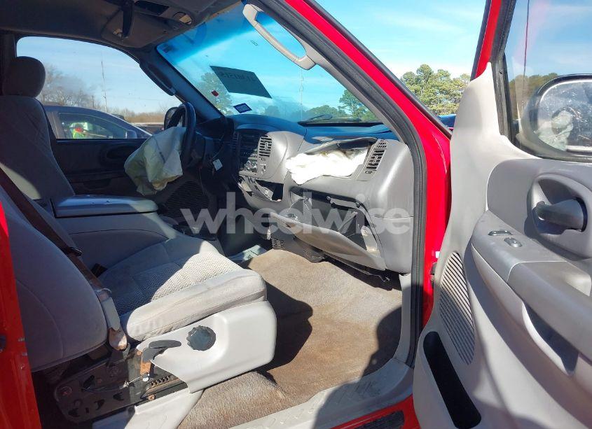 Photo 5 of 2002 Ford F-150 XL/XLT (VIN 1FTRX17282NB98526)