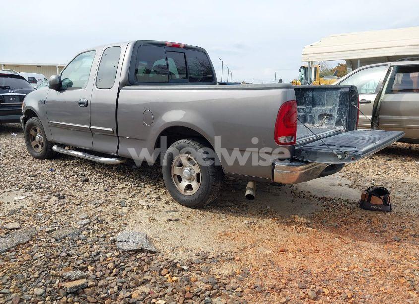 Photo 3 of 2002 Ford F-150 XL/XLT (VIN 1FTRX17282NC03269)