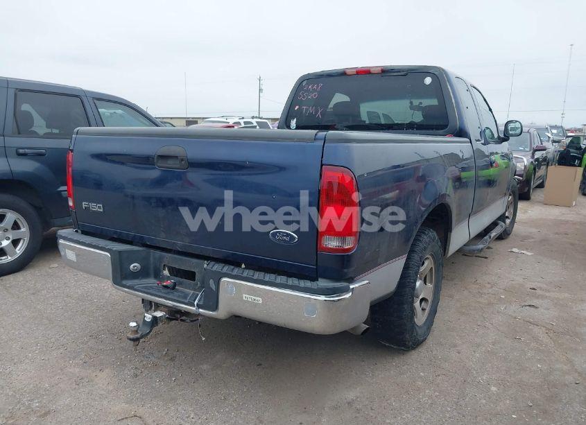 Photo 4 of 2002 Ford F-150 XL/XLT (VIN 1FTRX172X2KA85520)