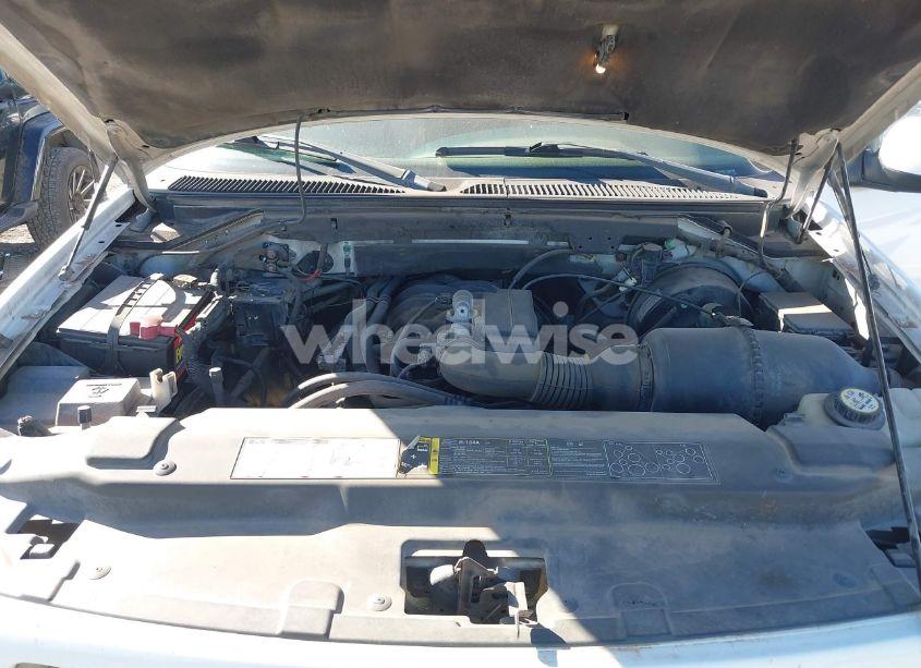 Photo 10 of 2002 Ford F-150 XL/XLT (VIN 1FTRX172X2NB98902)